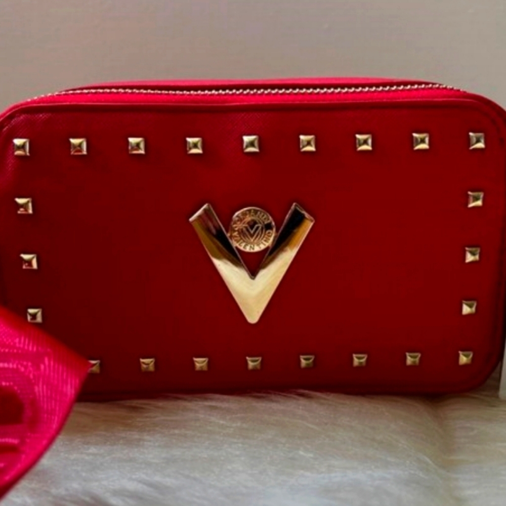 ❤️ NWT Valentino Orlandi Red Crossbody Handbag Purse w/Gold Studs ❤️